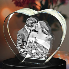 Load image into Gallery viewer, Large 3D Crystal Heart Couple